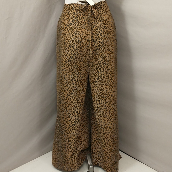 Handmade Leopard Wrap Pants Comfortable & Dramatic - Picture 5 of 12